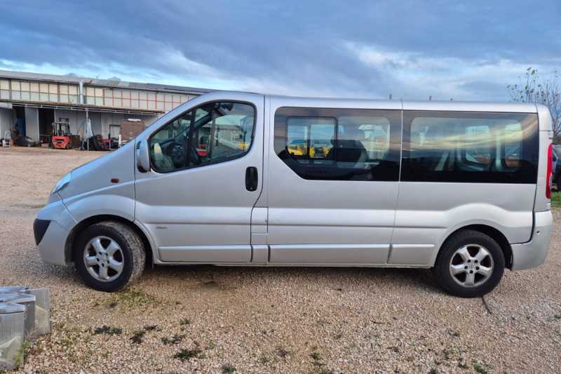 OmecoHub - Immagine OPEL VIVARO